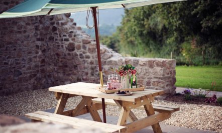 2 Bed in Pontypool 4