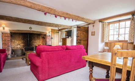 3 Bed in Dorchester 1