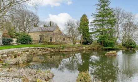 3 Bed in Harrogate 1