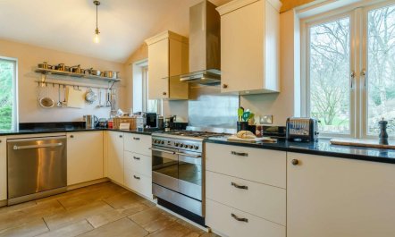 3 Bed in Harrogate 7
