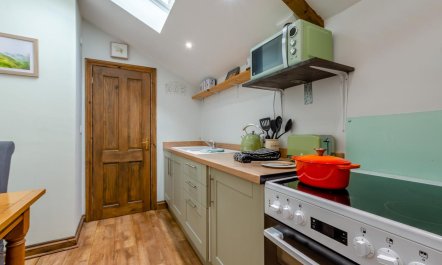 1 Bed in Seascale 8