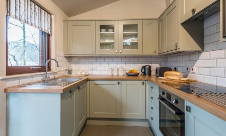 1 Bed in Brockenhurst 6