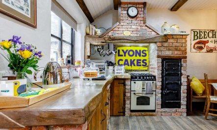 1 Bed in Cheltenham 7