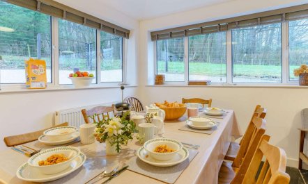 4 Bed in Monmouth 2