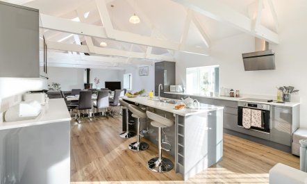 4 Bed in Redruth 1