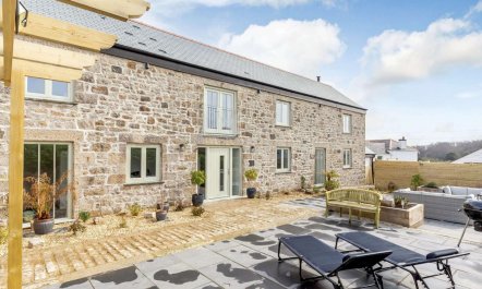 4 Bed in Redruth 0