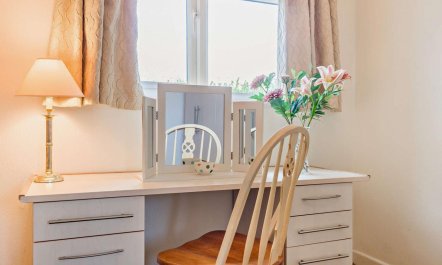 2 Bed in Bridport 9