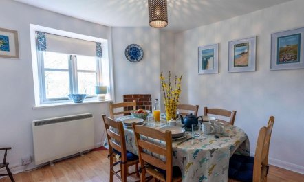 3 Bed in Ventnor 4