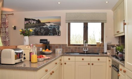 2 Bed in Bude 5