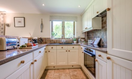2 Bed in Bude 2