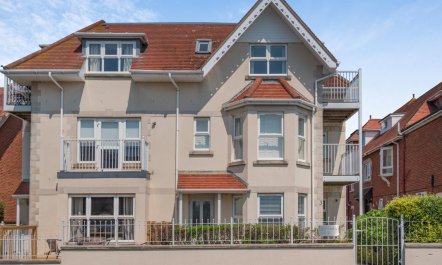 3 Bed in Swanage 0