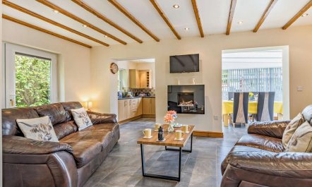 2 Bed in Tyn-y-gongl