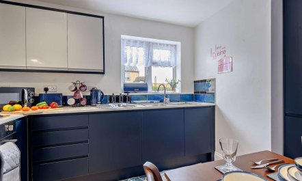 2 Bed in Cheltenham 5