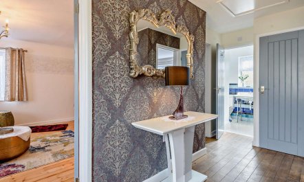 2 Bed in Cheltenham 3