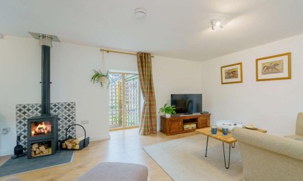2 Bed in Aberystwyth 4