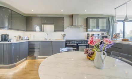 5 Bed in Hereford 8