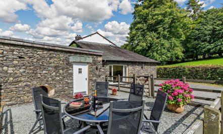 3 Bed in Coniston 4