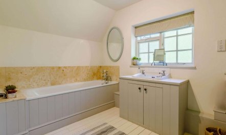3 Bed in Bridport 9