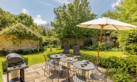 3 Bed in Bridport 1