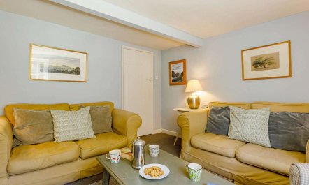3 Bed in Bridport 3