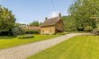 3 Bed in Bridport 0