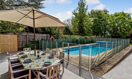 5 Bed in Woodbridge 7