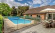 5 Bed in Woodbridge 4