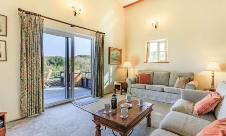 1 Bed in Sidmouth 2