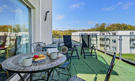 1 Bed in Tenby 8