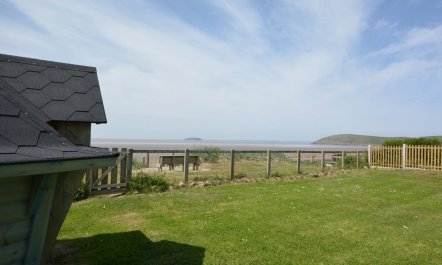 4 Bed in Burnham -on- Sea 2