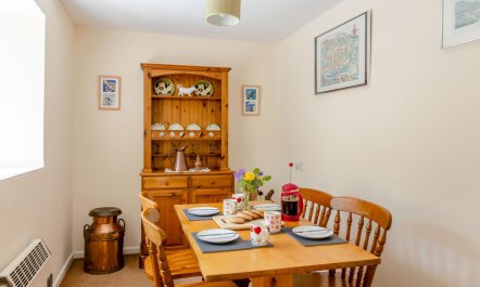 2 Bed in Exeter 3