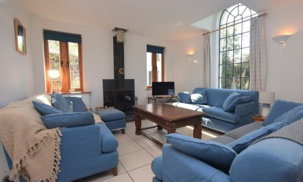 7 Bed in Aberdyfi 1