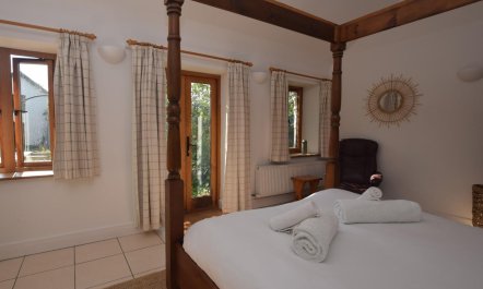 7 Bed in Aberdyfi 6