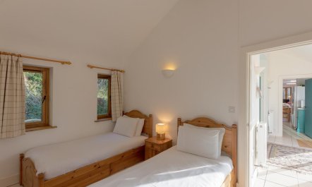 7 Bed in Aberdyfi 7