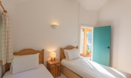 7 Bed in Aberdyfi 8
