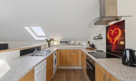 2 Bed in Beaminster 5