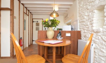 1 Bed in Honiton 7