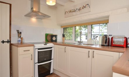 1 Bed in Honiton 9