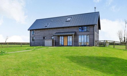 3 Bed in Ashreigney 0