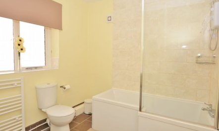 5 Bed in Darlington 7