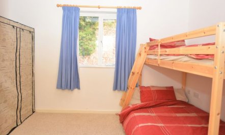 5 Bed in Darlington 9