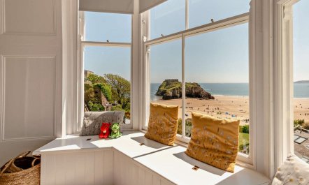 2 Bed in Tenby