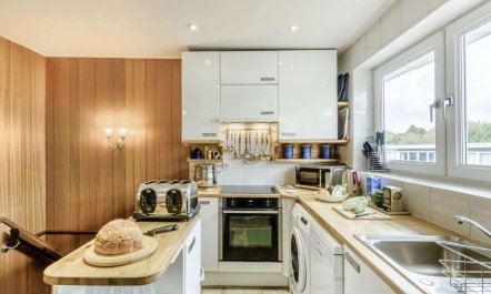 3 Bed in Windermere 5