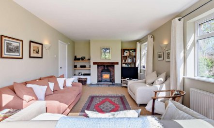 4 Bed in Wareham 1