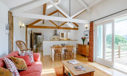 3 Bed in Axminster 3