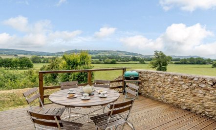 3 Bed in Axminster 1