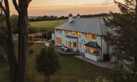 7 Bed in Bude