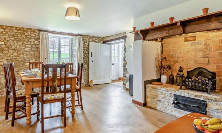 3 Bed in Axminster 7