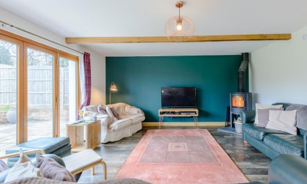 4 Bed in Dorchester 3