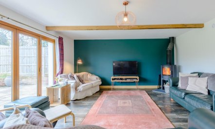 4 Bed in Owermoigne 3